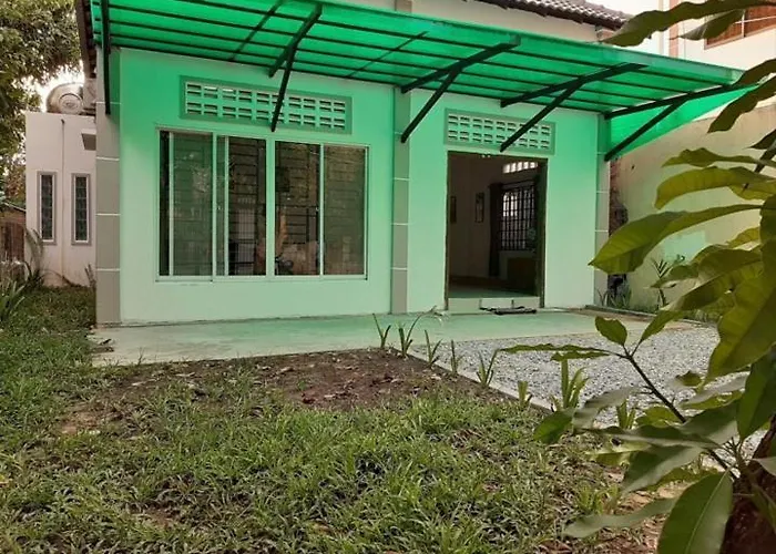 A Two-bedroom With Natural Light And Environment * Siem Reap