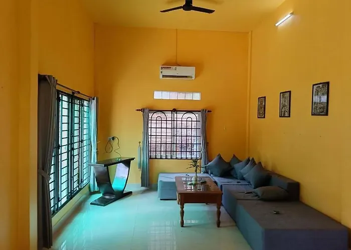 A Two-bedroom With Natural Light And Environment Dom wakacyjny Siem Reap